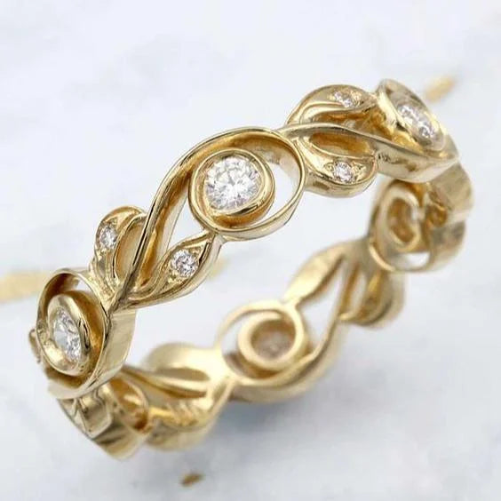 1+1 Offer: Vintage Zirconia Ivy Golden Ring + Vintage Zirconia & Gold Earrings