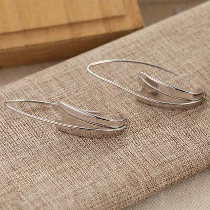 Sculpted Grace Contour Earrings