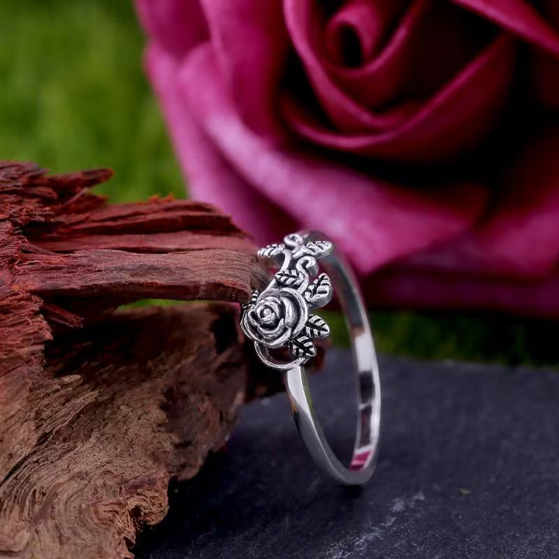 Enchanted Rosevine Elegance Ring