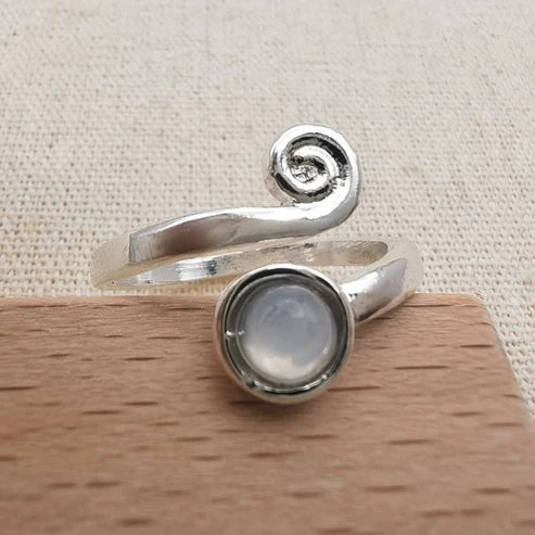 Vintage Moonstone Spiral Ring