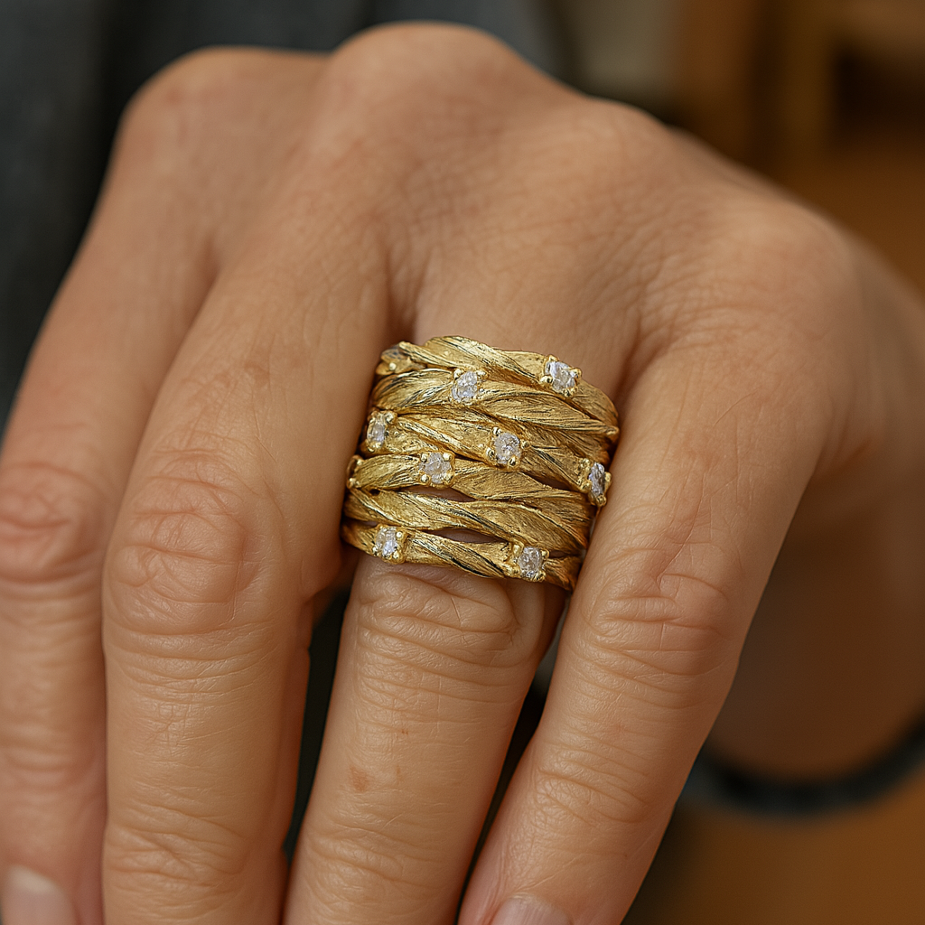 Vintage Classic Gold Ring