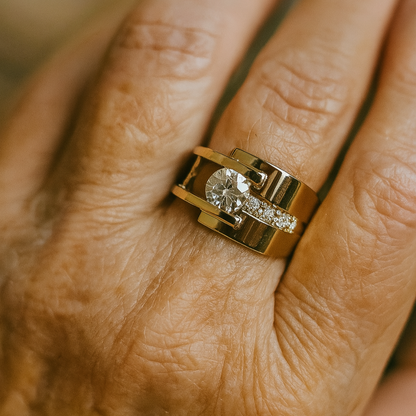 Irregular Zirconia Vintage Gold Ring