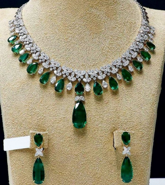 Emerald Pear Cut Sapphire Jewelry Set – Necklace & Earrings