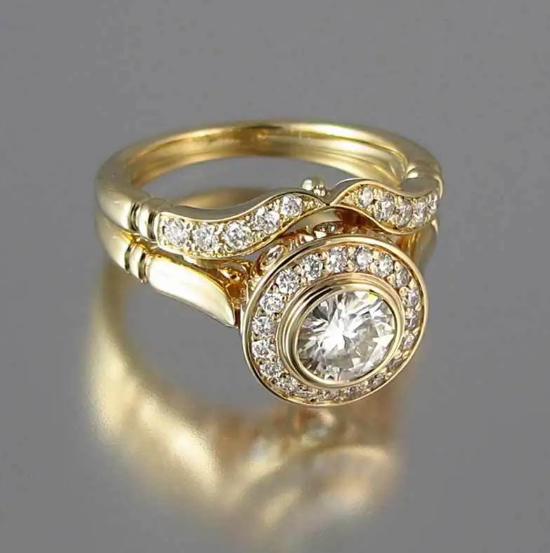 Gold Micro-Inlaid Ring